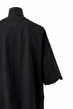 画像をギャラリービューアに読み込む, A.F ARTEFACT -MINIMAL- ROUND-NECK SHIRT (BLACK)