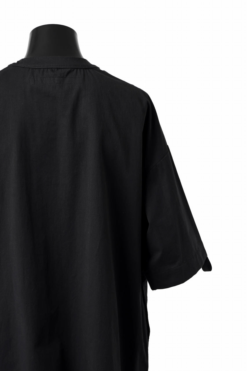 A.F ARTEFACT -MINIMAL- ROUND-NECK SHIRT (BLACK)