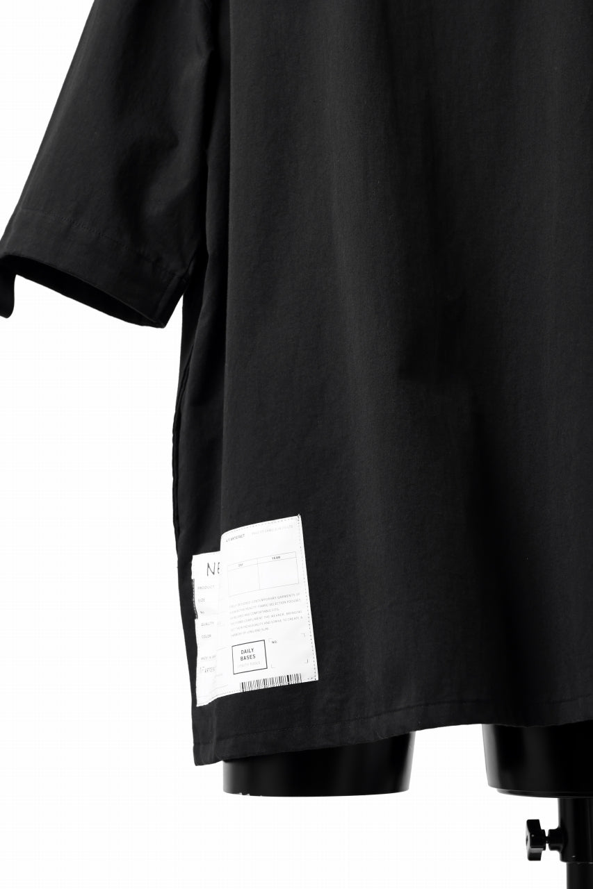 A.F ARTEFACT -MINIMAL- ROUND-NECK SHIRT (BLACK)