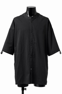 A.F ARTEFACT -MINIMAL- ROUND-NECK SHIRT (BLACK)