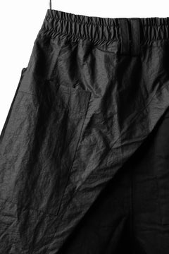 Load image into Gallery viewer, A.F ARTEFACT &quot;COVER&quot; SLASHED LAYER SHORTS (BLACK)