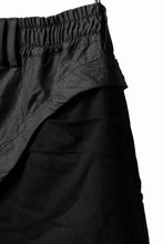 Load image into Gallery viewer, A.F ARTEFACT &quot;COVER&quot; SLASHED LAYER SHORTS (BLACK)