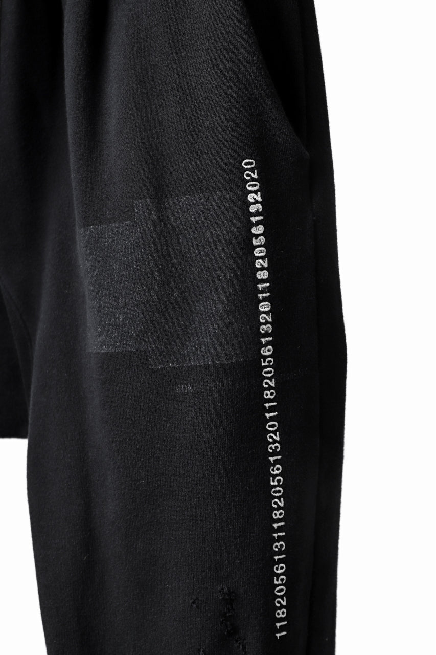 A.F ARTEFACT "Trunk-Show" SWEATER SARROUEL CUFFPANTS / DAMAGE & EMBROIDERY (BLACK)