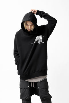 画像をギャラリービューアに読み込む, A.F ARTEFACT &quot;CHEST&quot; SWEATER HOODIE (BLACK)