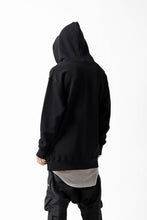 画像をギャラリービューアに読み込む, A.F ARTEFACT &quot;CHEST&quot; SWEATER HOODIE (BLACK)