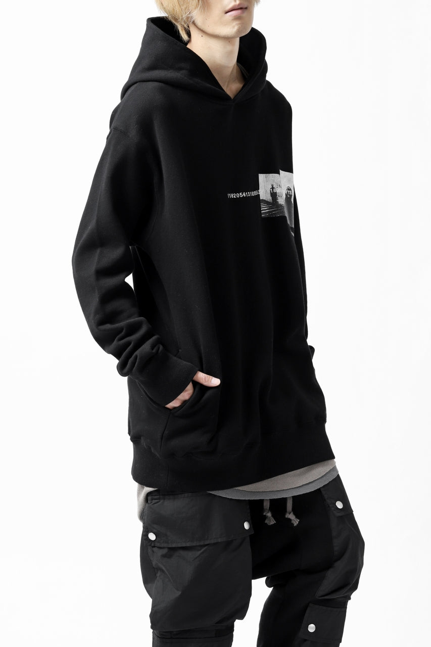 A.F ARTEFACT "CHEST" SWEATER HOODIE (BLACK)