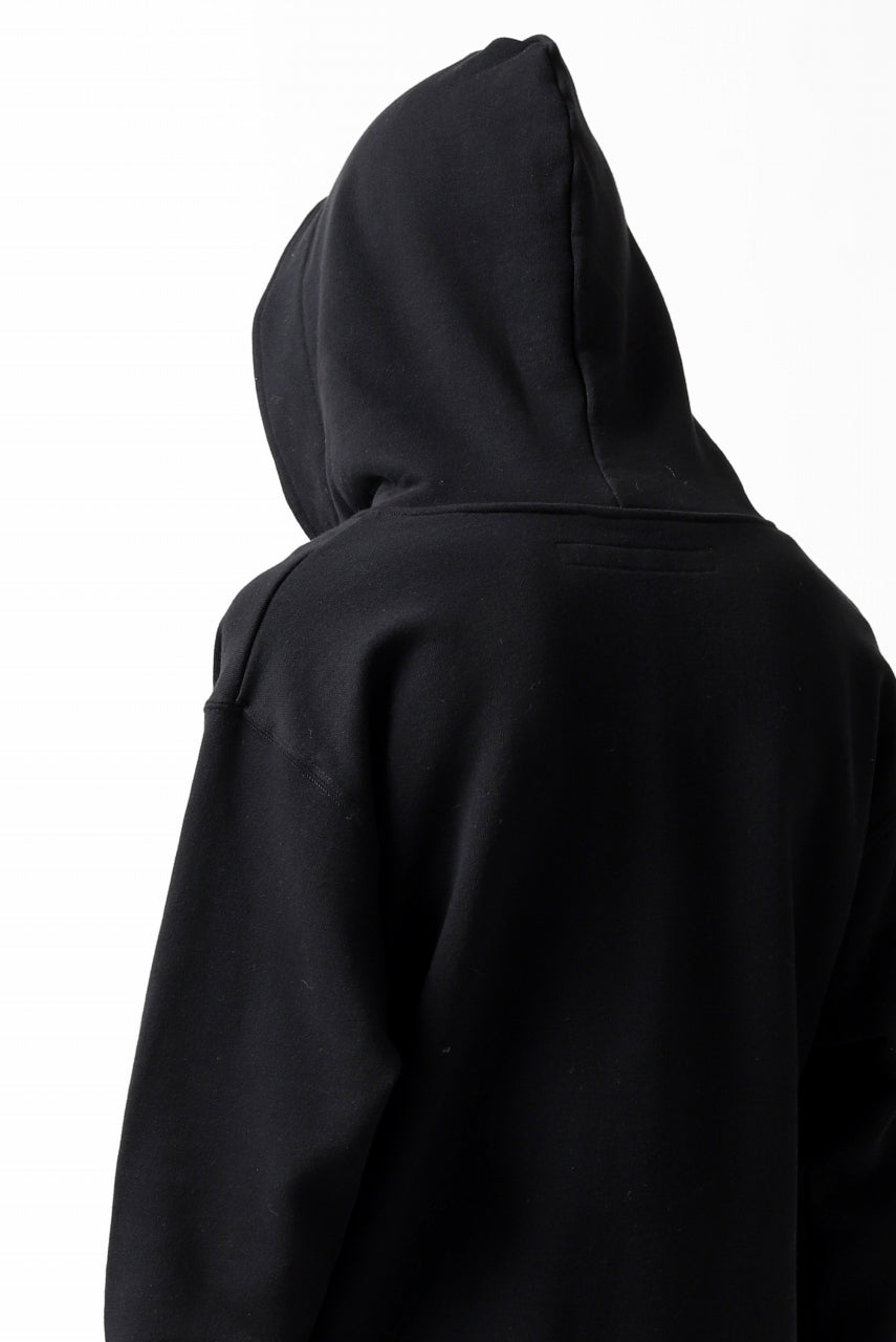 A.F ARTEFACT "CHEST" SWEATER HOODIE (BLACK)