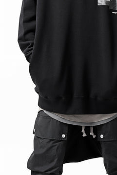 画像をギャラリービューアに読み込む, A.F ARTEFACT &quot;CHEST&quot; SWEATER HOODIE (BLACK)