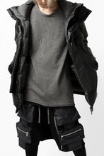 Load image into Gallery viewer, A.F ARTEFACT exclusive &quot;INTERNAL&quot; LAYERED TOPS / BomberHEAT×CRUMPLE JERSEY (KHAKI x BLACK) ※