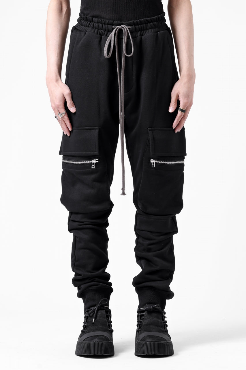 A.F ARTEFACT -SLICKY2- SWEATER SLIM CUFF PANTS (BLACK)