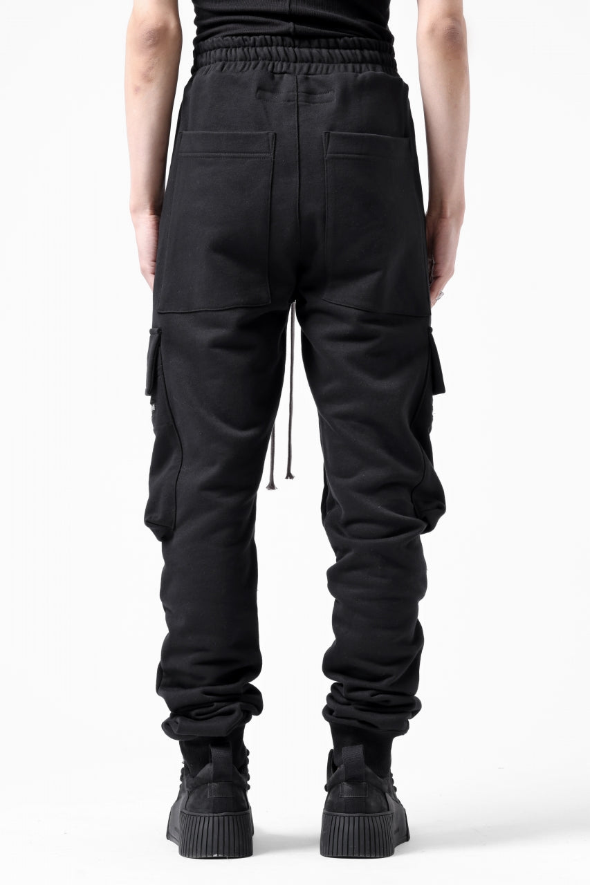 A.F ARTEFACT -SLICKY2- SWEATER SLIM CUFF PANTS (BLACK)