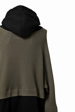 Load image into Gallery viewer, A.F ARTEFACT OVERSIZED COMBI ZIP HOODIE  / KNIT &amp; SWEAT (BLACK x KHAKI)
