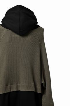 Load image into Gallery viewer, A.F ARTEFACT OVERSIZED COMBI ZIP HOODIE  / KNIT &amp; SWEAT (BLACK x KHAKI)