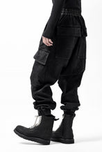 Load image into Gallery viewer, A.F ARTEFACT CARGO SAROUEL SKINNY PANTS / STRETCH COTTON DENIM (BLACK)