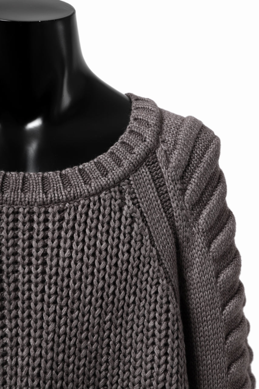 A.F ARTEFACT CABLE KNIT RAGLAN PULL OVER / LOW GAUGE WOOL (GREY)