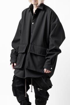 Load image into Gallery viewer, A.F ARTEFACT COCOON SHIRT JACKET / BONDING NYLON x FLEECE (BLACK)