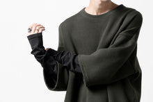 画像をギャラリービューアに読み込む, A.F ARTEFACT LAYERED LONG TOPS / COTTON KNIT+HEAT PERFORMER (KHAKI x BLACK)