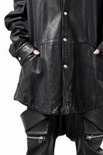 Load image into Gallery viewer, A.F ARTEFACT LEATHER COCOON SHIRT JACKET / GOAT SKIN (BLACK)