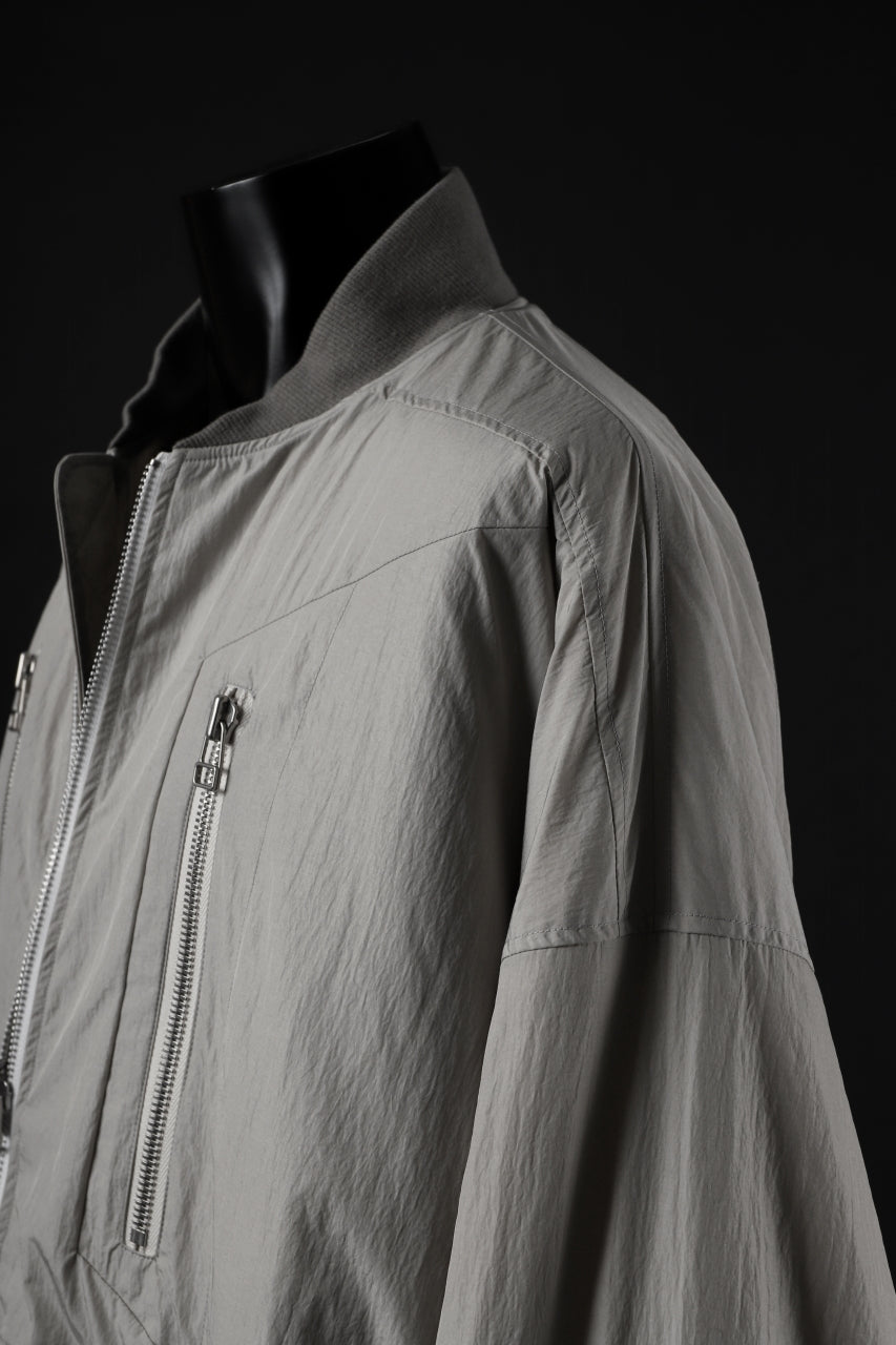 A.F ARTEFACT REVERSIBLE "BOMBER" MA-1 JACKET (IVORY x IVORY)