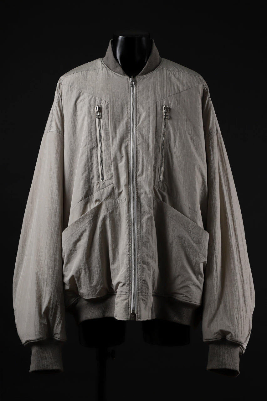 Load image into Gallery viewer, A.F ARTEFACT REVERSIBLE &quot;BOMBER&quot; MA-1 JACKET (IVORY x IVORY)