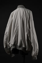 画像をギャラリービューアに読み込む, A.F ARTEFACT REVERSIBLE &quot;BOMBER&quot; MA-1 JACKET (IVORY x IVORY)