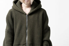 Load image into Gallery viewer, A.F ARTEFACT SHERPA ZIP HOODED JACKET (KHAKI)