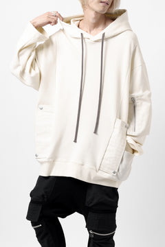 画像をギャラリービューアに読み込む, A.F ARTEFACT FLAP-DETAIL COMBINATION HOODIE / COTTON SWEAT (IVORY)