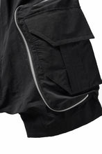 Load image into Gallery viewer, A.F ARTEFACT RADICAL-ZIP MILITARY SARROUEL SHORTS (BLACK)