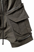 Load image into Gallery viewer, A.F ARTEFACT RADICAL-ZIP MILITARY SARROUEL SHORTS (KHAKI)