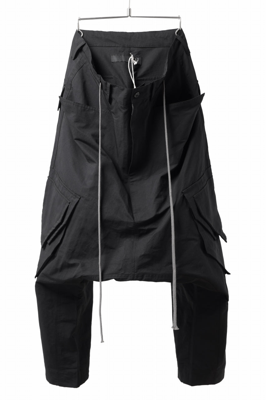 A.F ARTEFACT MILITARY SARROUEL WIDE PANTS (BLACK)