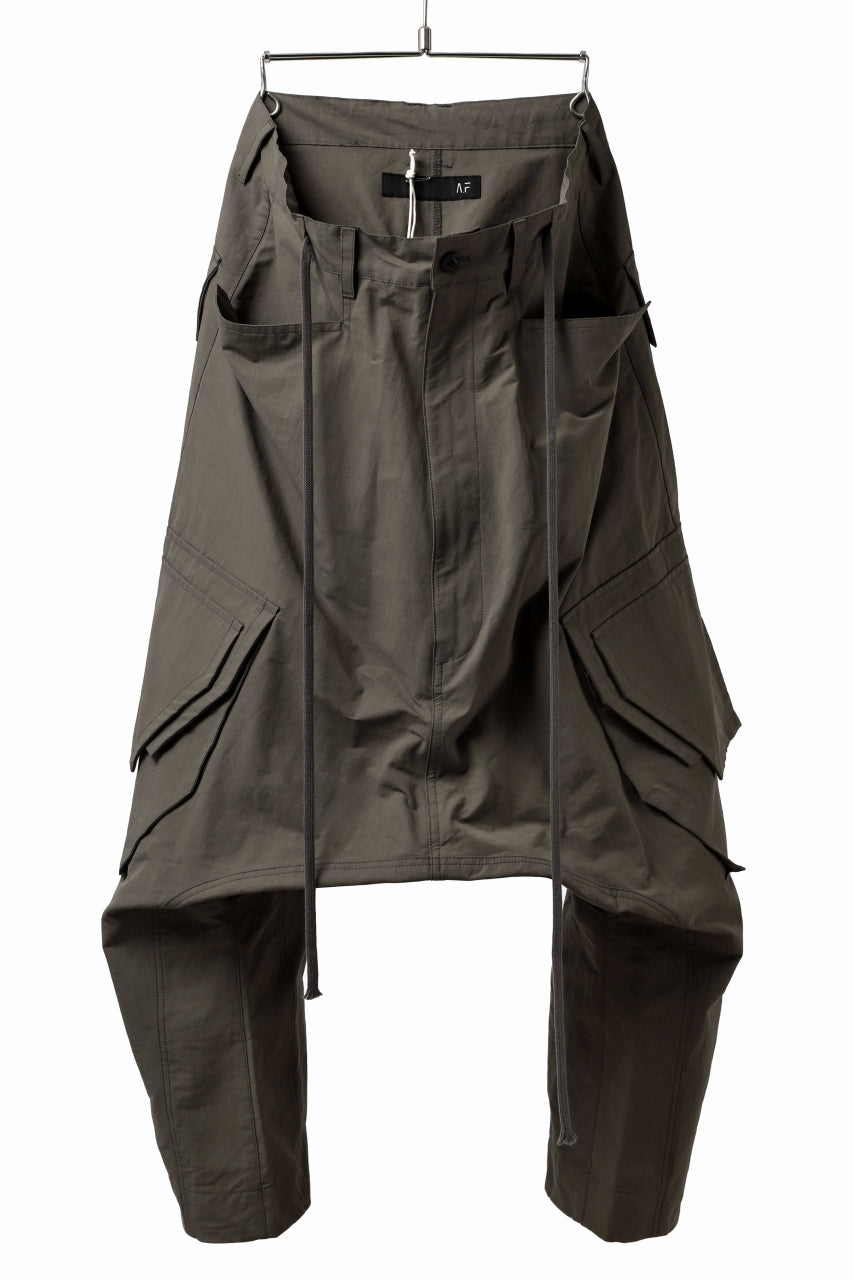 A.F ARTEFACT MILITARY SARROUEL WIDE PANTS (KHAKI)