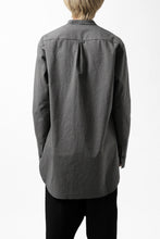 Load image into Gallery viewer, ierib deep slits long shirt / boiled waxy cotton (GREY)