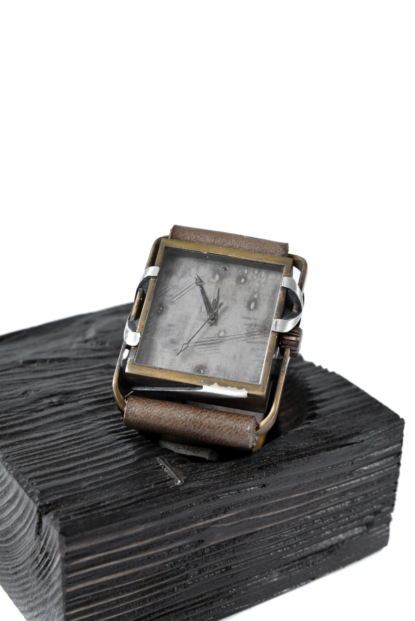 TACET x ESDE - Pyramid watch in brass with Black Diamond (Automatic)