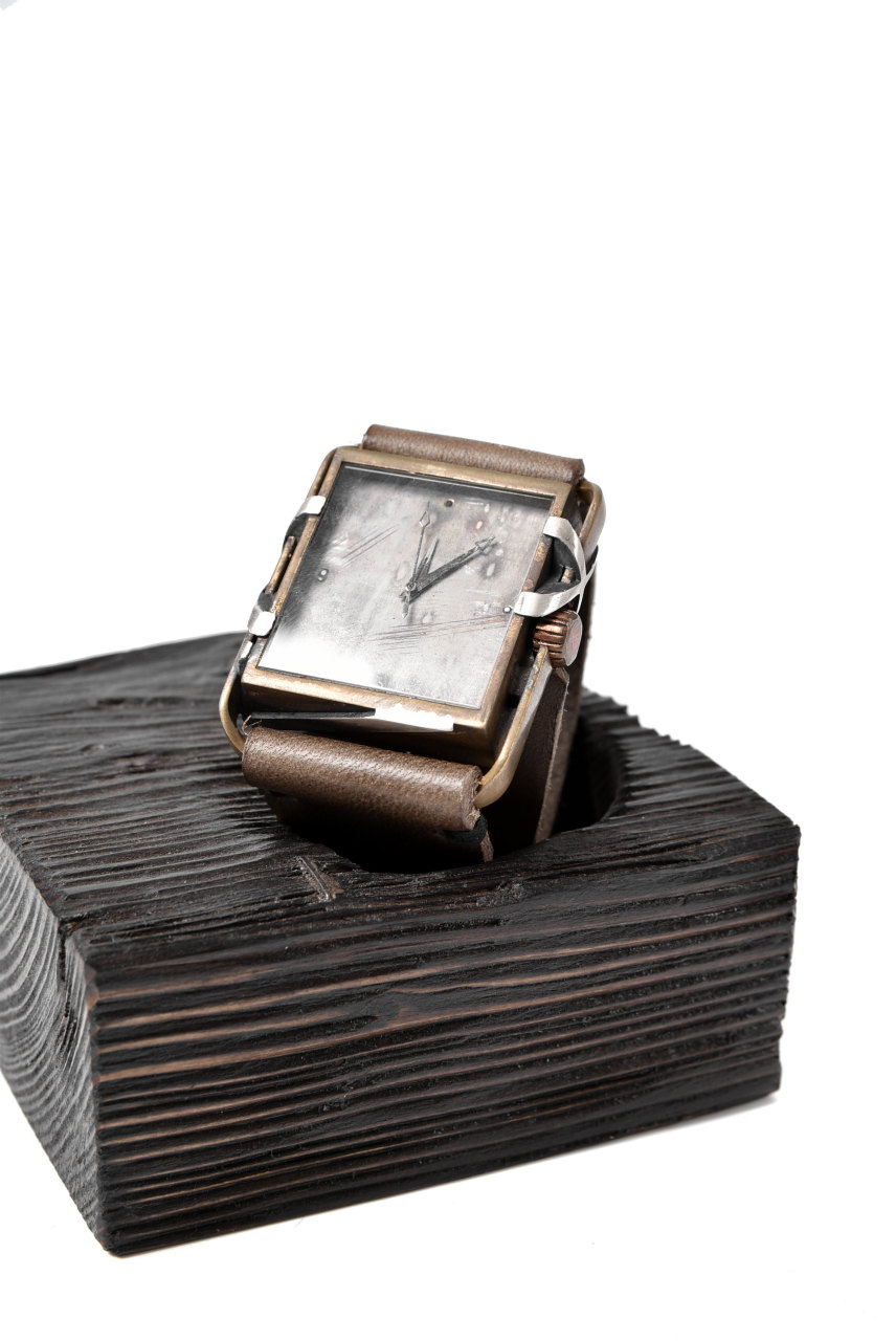 TACET x ESDE - Pyramid watch in brass with Black Diamond (Automatic)